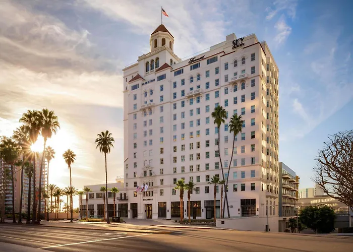 Fairmont Breakers Long Beach